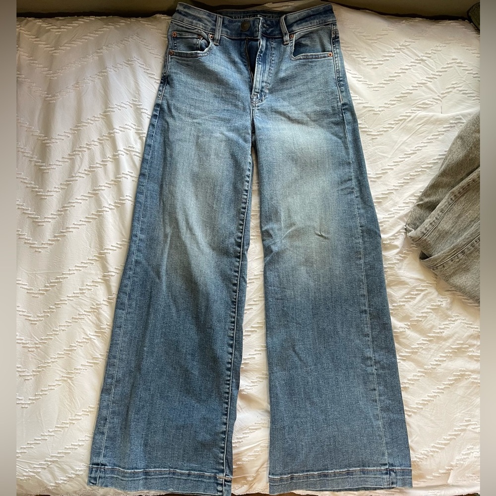 WOMENS, AMERICAN EAGLE, SUPER STRETCH, WIDE LEG, JEANS